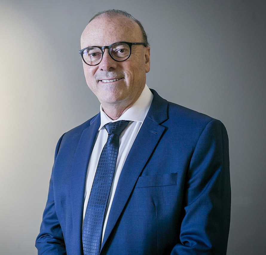 Dr. Fernando Ribeiro Moraes Neto